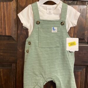 Starting out baby shortsleeved shorttall set 3 months